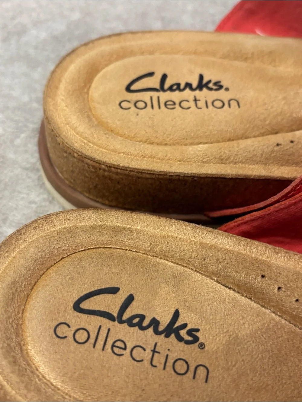 Clarks Orange Coral  Floral Leather Wedge Sandals Cork SZ 7 M Women’s Memory